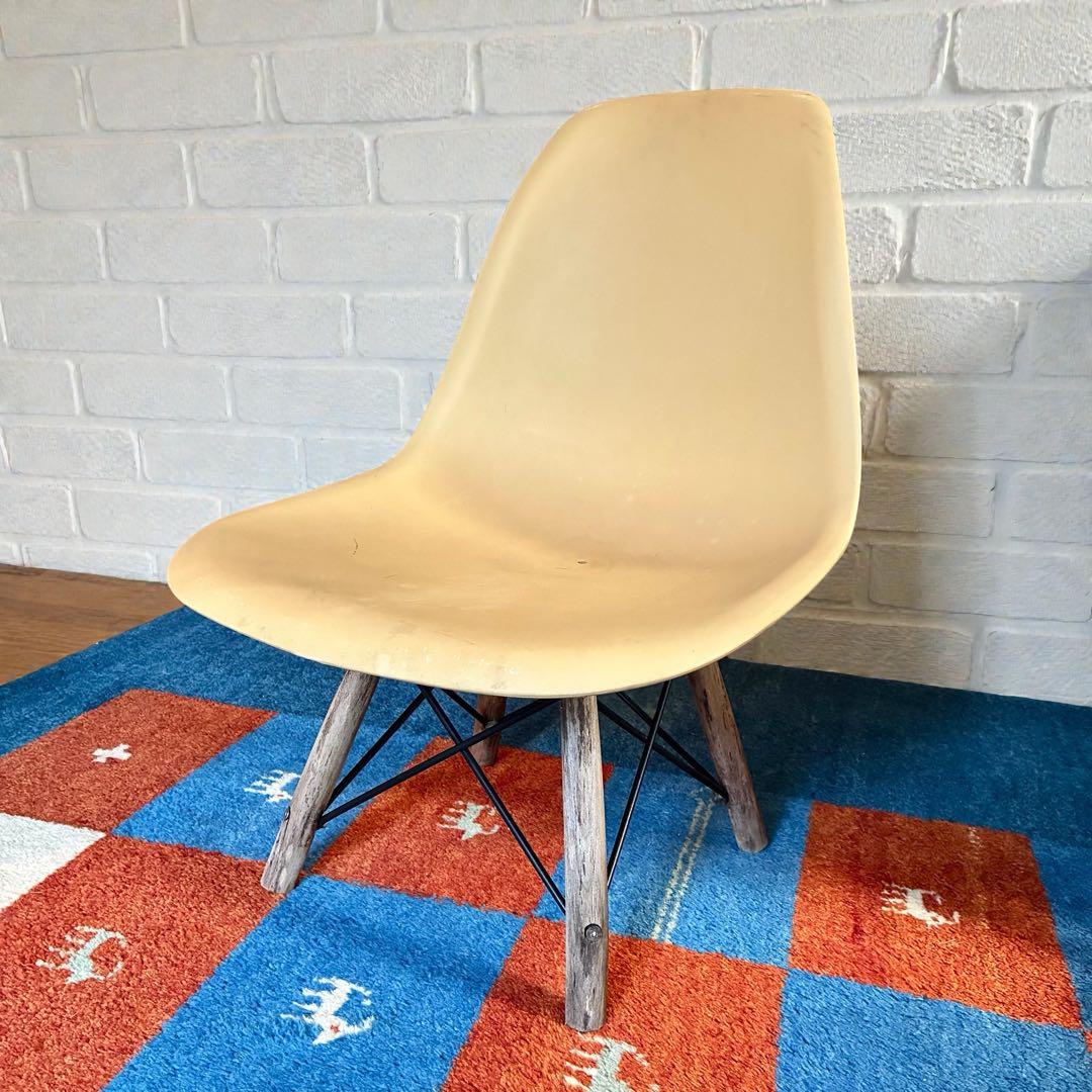 美品 ハーマンミラー イームズ シェル サイド チェア