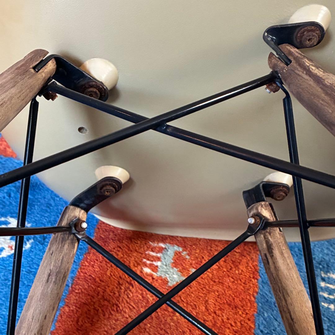 美品 ハーマンミラー イームズ シェル サイド チェア