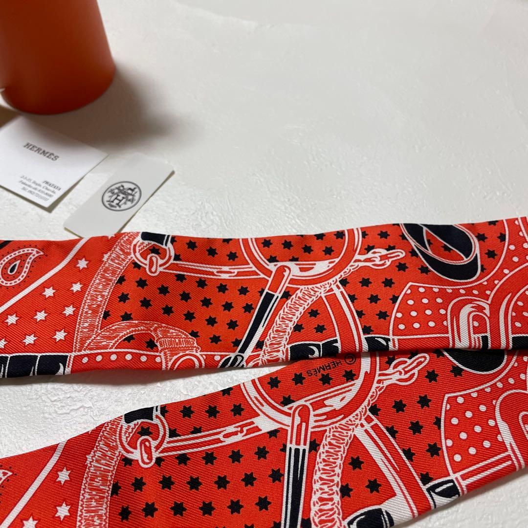 新品未使用HERMES エプロンドール箱付　　　　オレンジ　ツイリー スカーフ