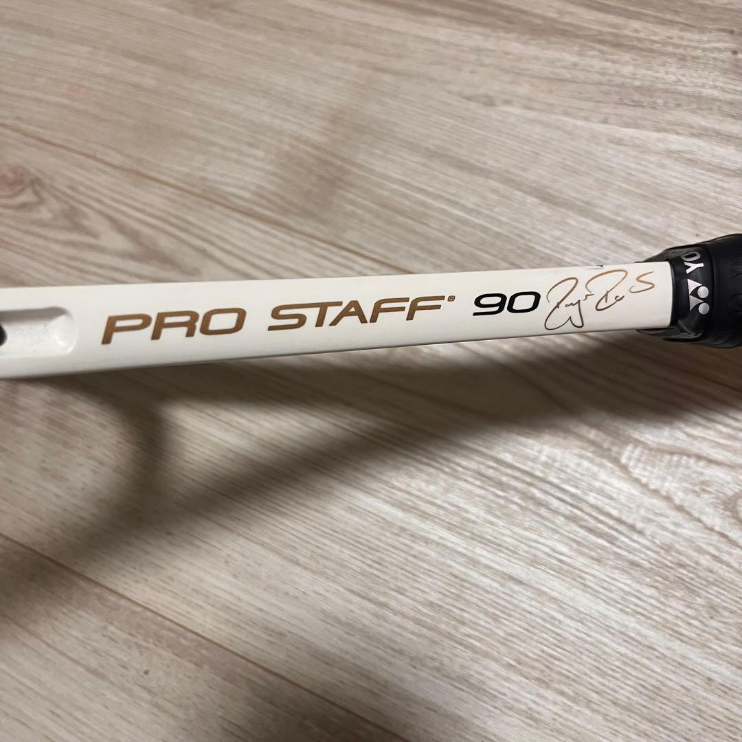 ゆ*こ様 Wilson PRO STAFF 90 テニスラケット　ウィルソン　プ