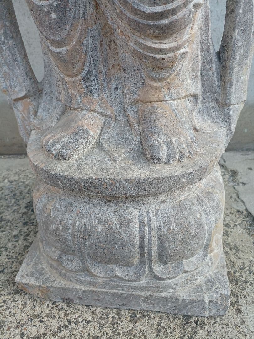ロ*ン様 石仏　高さ約78cm　重さ約30キロ超