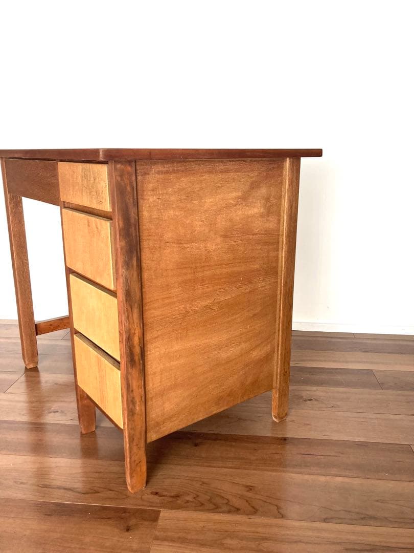 【メンテ済み】シンプルなデザインの木製机　片袖机　ビンテージ　昭和レトロ