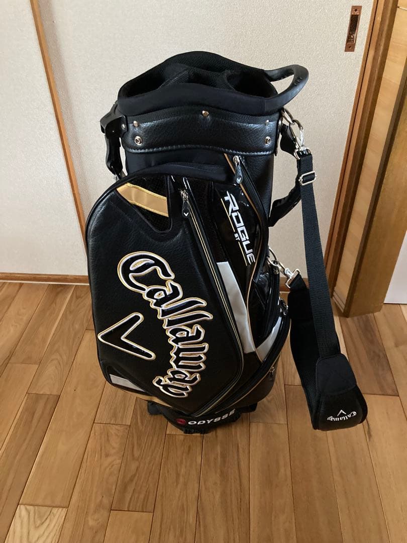 Callaway Rogue キャディバッグ ブラック/ゴールド