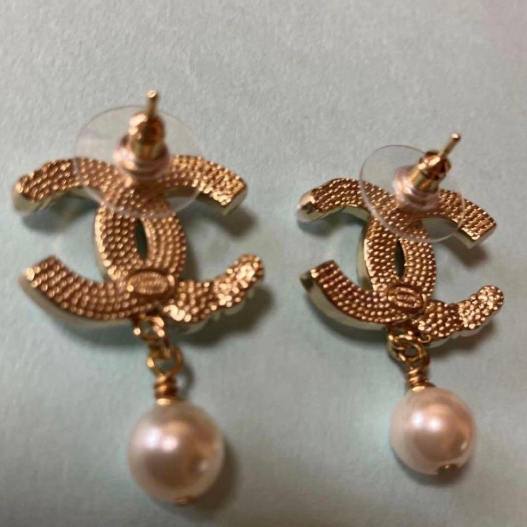 CHANEL ノベルティーパールピアス ヴィンテージ