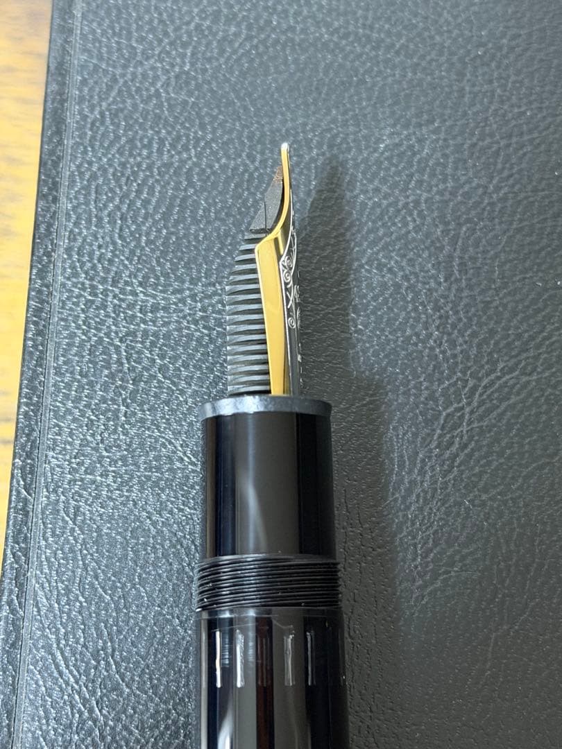 試筆のみ 149 西ドイツ製　18K バイカラー　2段エボナイト芯　F 万年筆