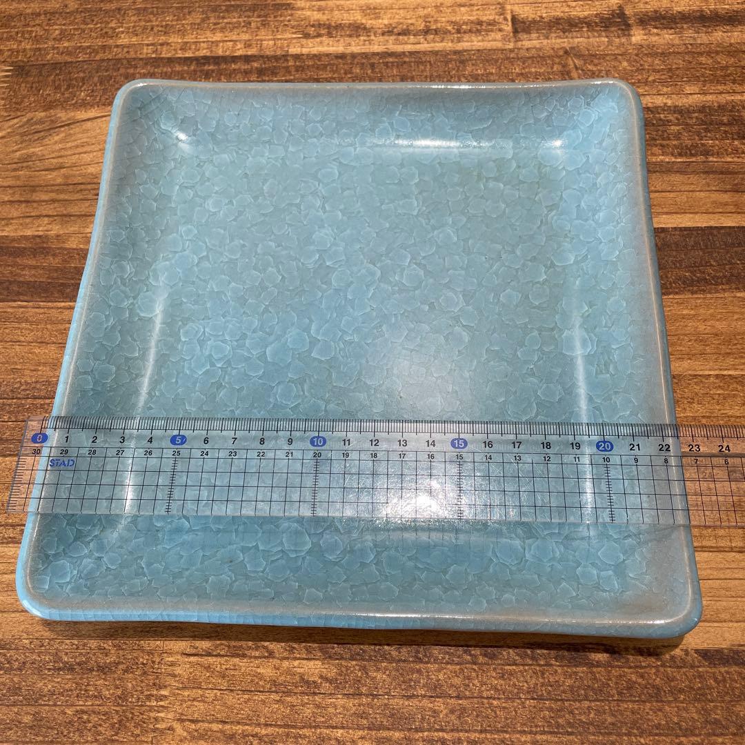 オードブル皿　大皿　正方形　約22.5cm　貫入柄