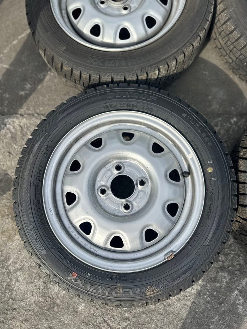 ホイール　スタッドレスタイヤ　付き　4本セット　155/65R14 ダンロップ