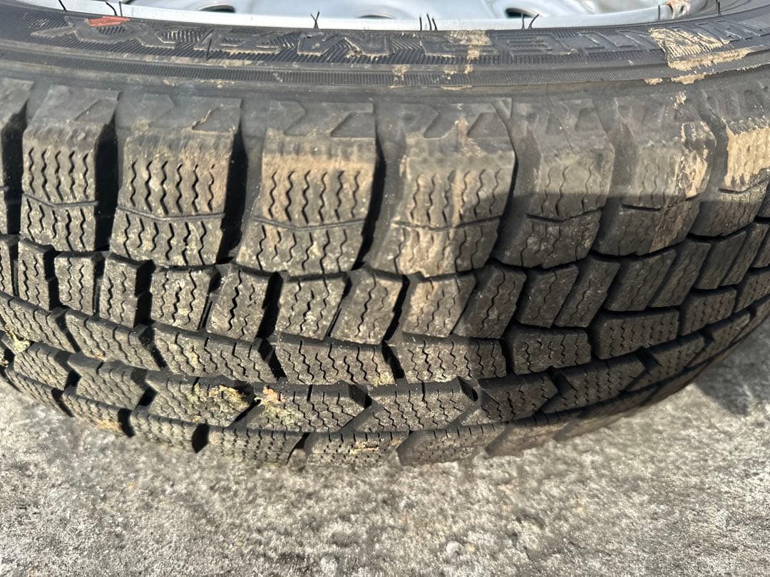 ホイール　スタッドレスタイヤ　付き　4本セット　155/65R14 ダンロップ