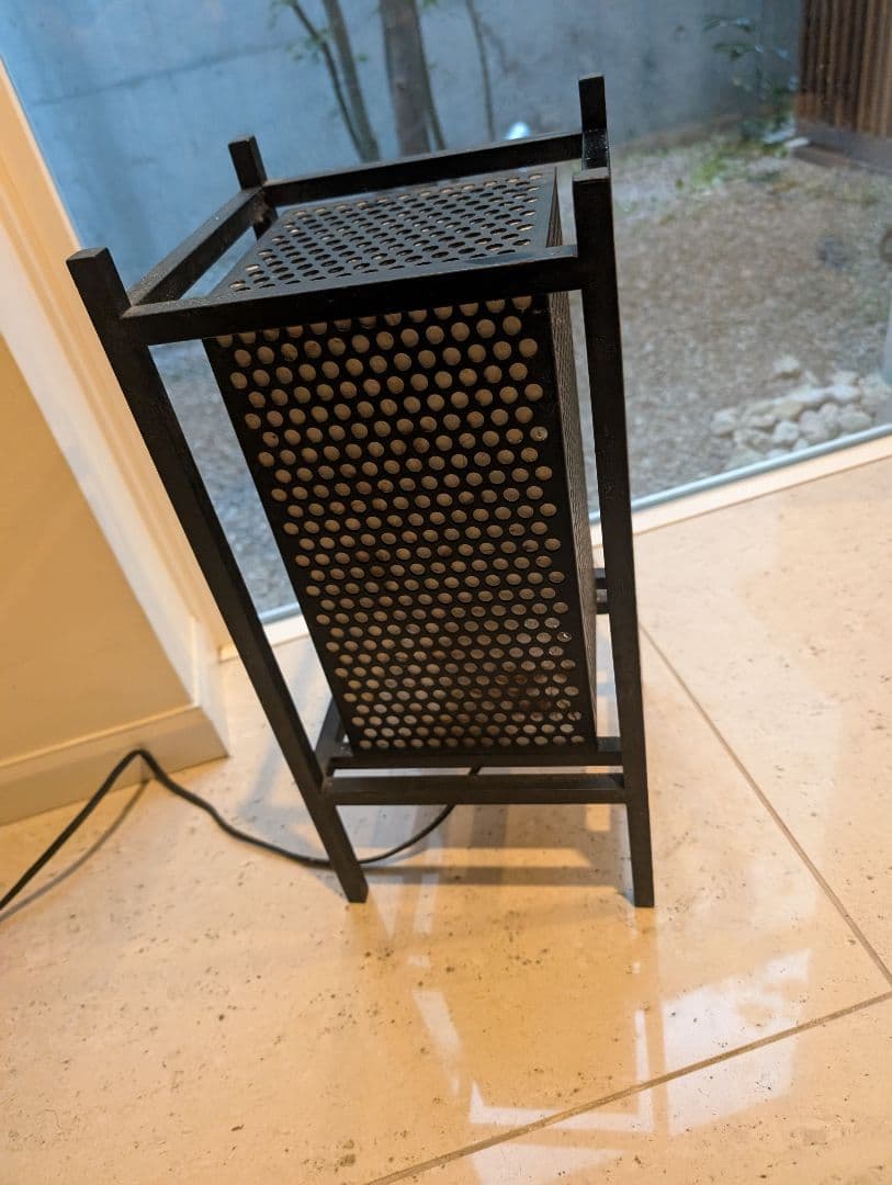 鉄製　行灯　間接証明 インテリア　和紙　灯り　黒　鉄　フロアライト　古民家