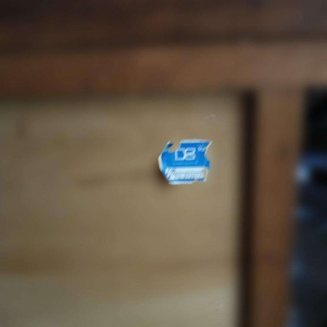 木製クラシック食器棚 ガラス扉付き　アンティーク