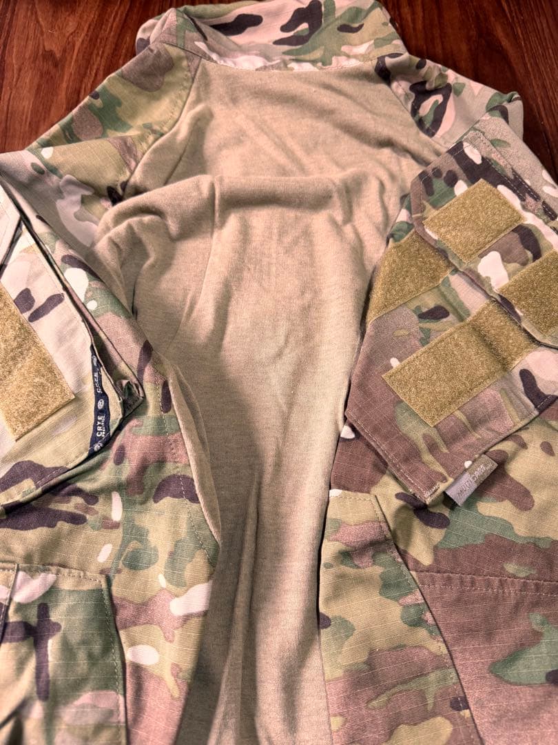 実物　CRYE PRECISION G3 コンバットシャツ
