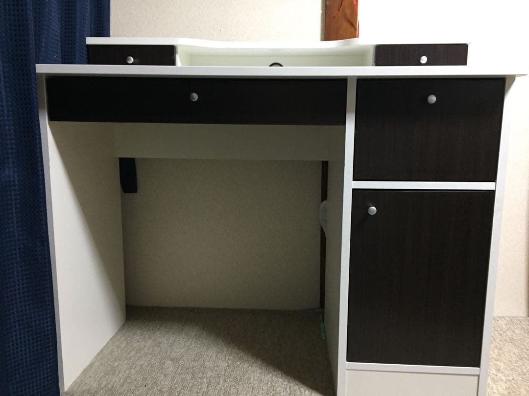 ニトリ 机 ホワイト&濃茶