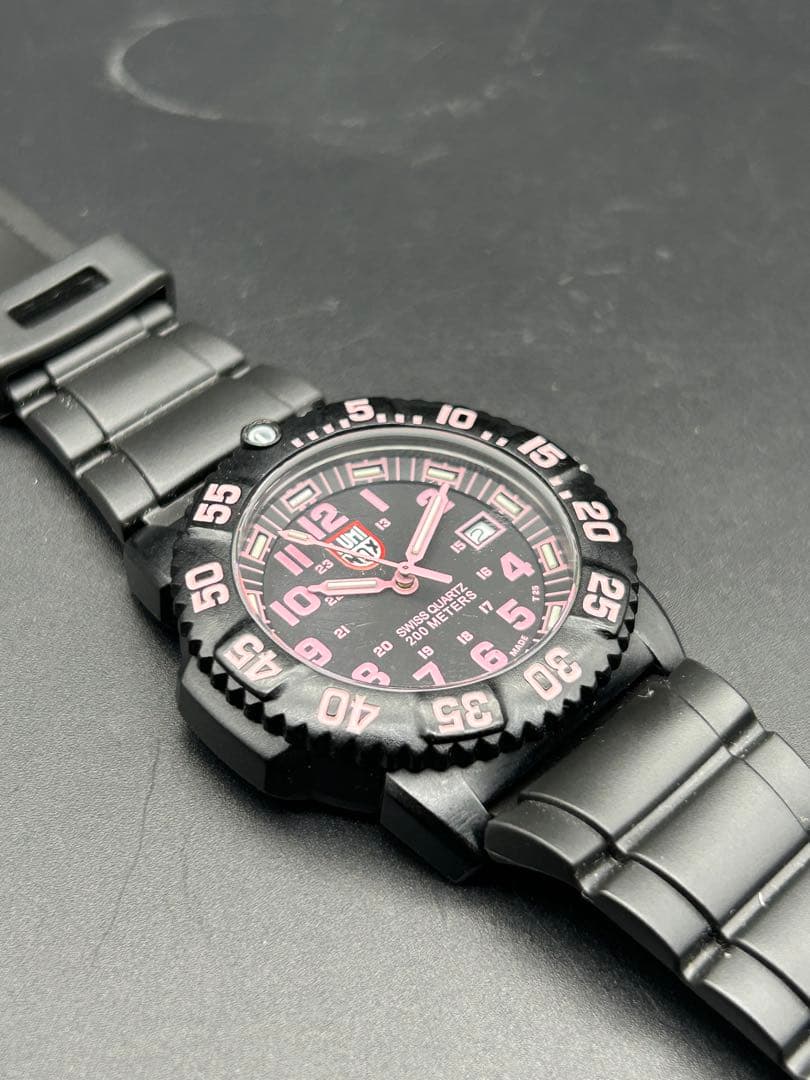 LUMINOX 7050 腕時計 ピンク 専用ケース