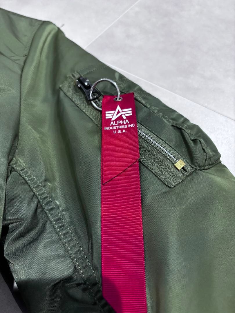 AVIREX Alpha Industries MA-1 フライトジャケット