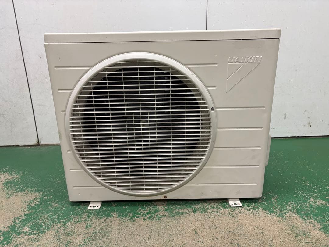 8畳用　ルームエアコン ダイキン R25MES(室外機のみ)