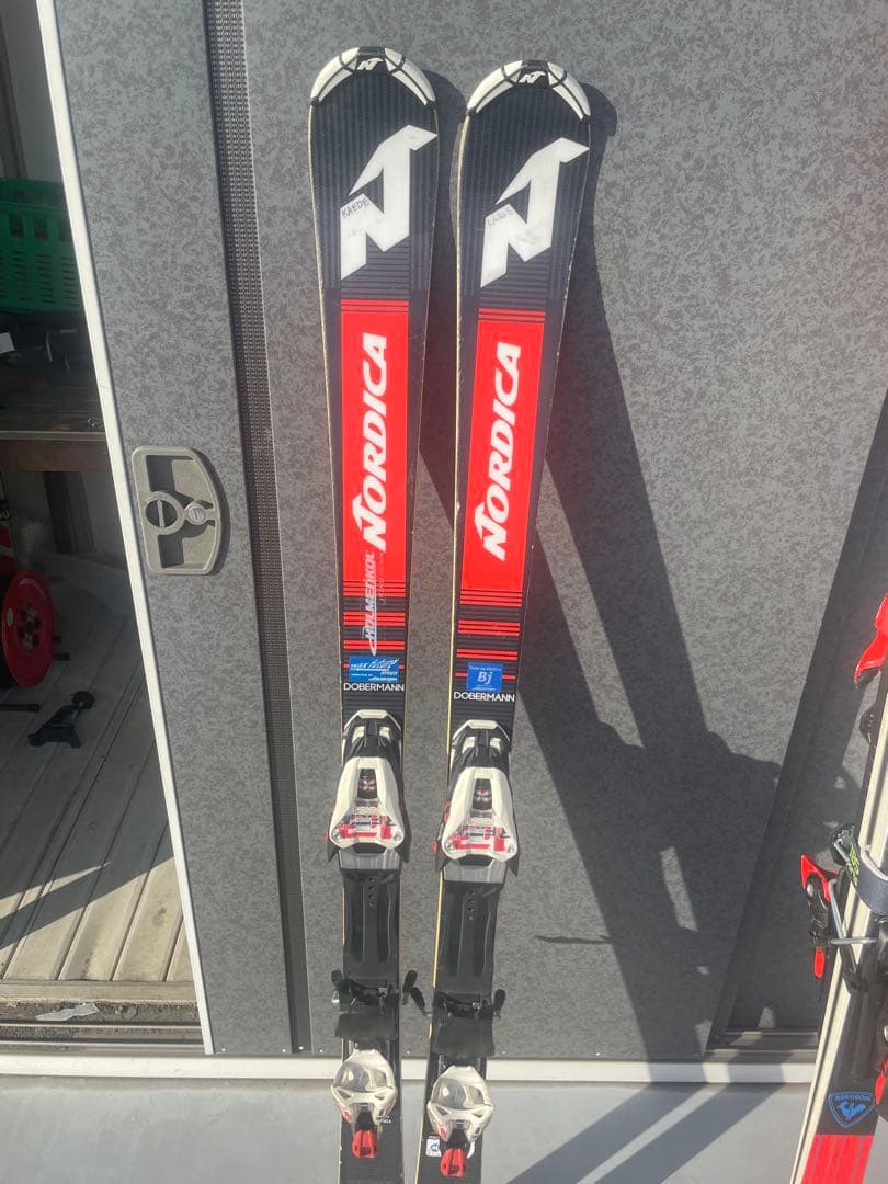 ノルデイカ　SL スキー板 143cm