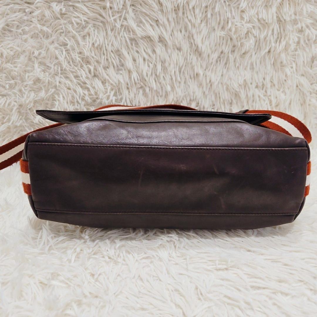 美品 バリー ショルダーバッグ メッセンジャバッグ クロスボディ トレスポ 茶