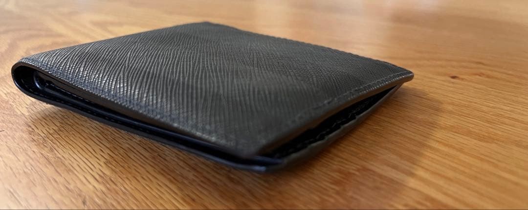 BURBERRY 二つ折り財布　バイフォールドウォレット