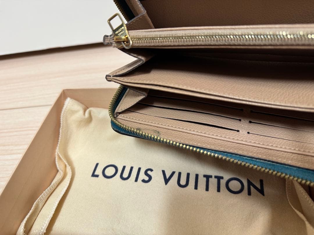 LouisVuitton ルイヴィトン モノグラム・アンプラント 長財布 中古