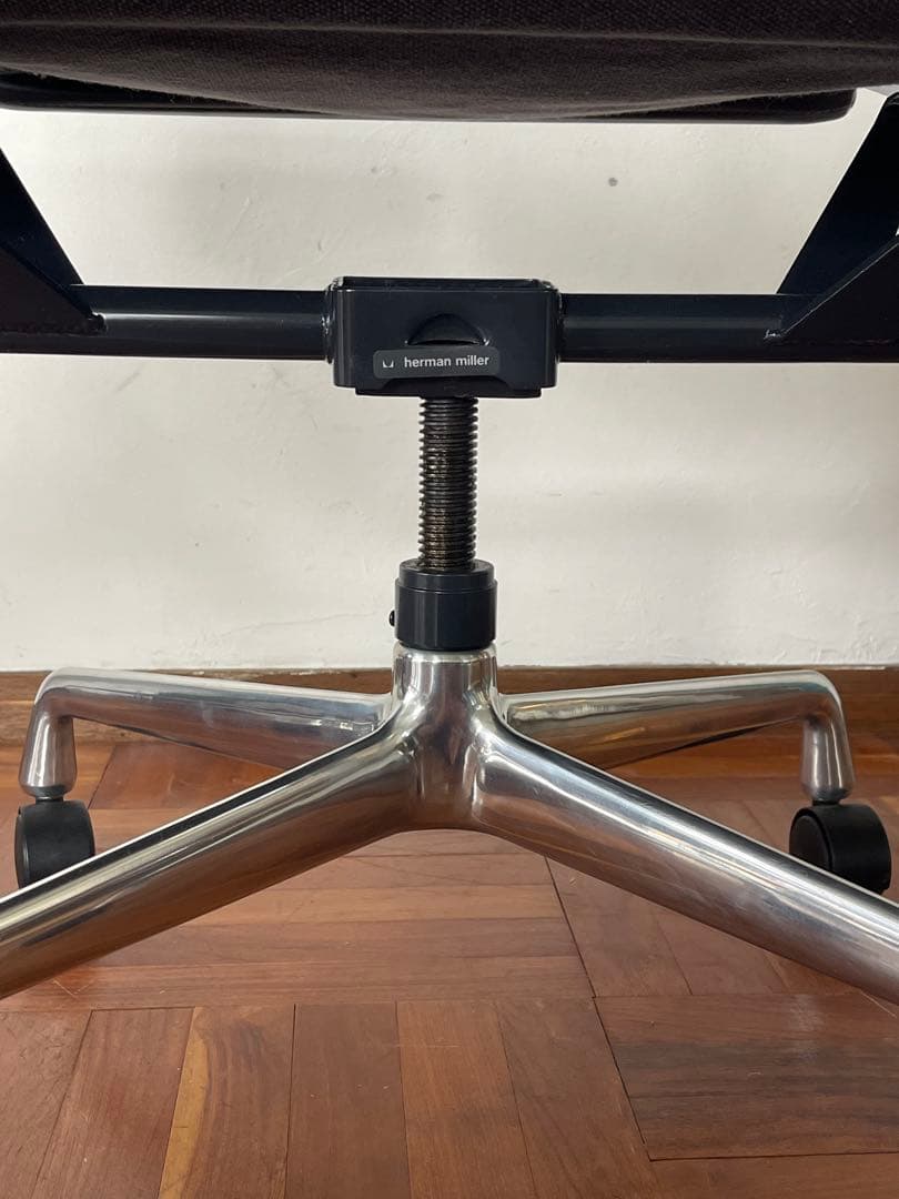 ハーマンミラー ヴィンテージ イームズ ソフトパッド チェア ハイバック