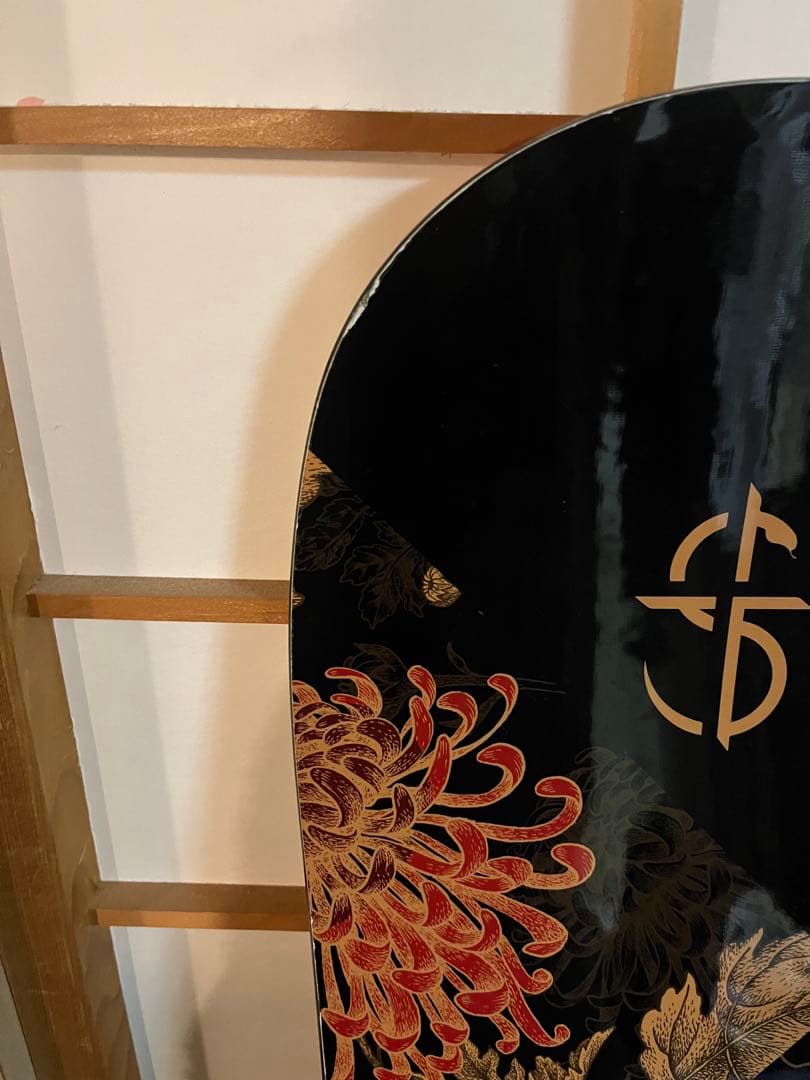 CROOJA HORNET139cmクロージャホーネット　スノーボード