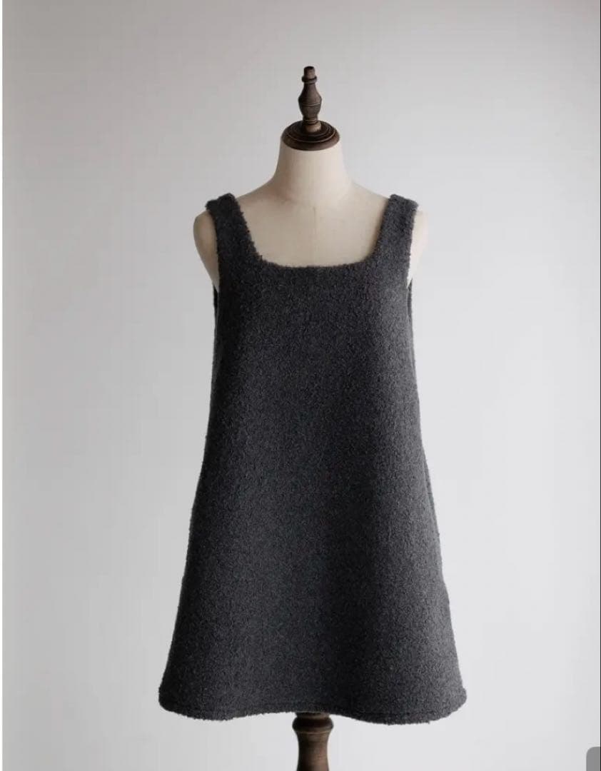 新品タグ付き　ポワpois ワンピ　square poodle onepiece