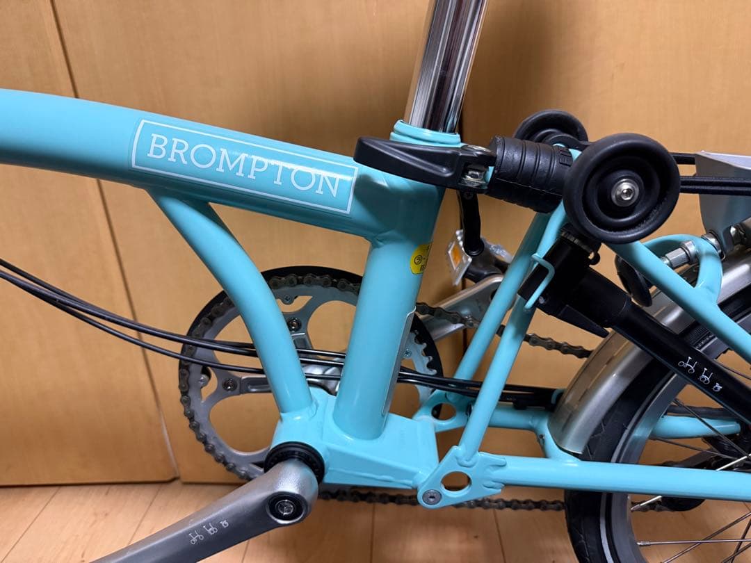 【極美品】ブロンプトン M6R 人気色ターキッシュグリーン キャリア付