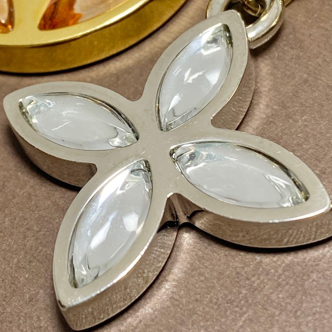 LOUIS VUITTON ポルトクレ アイスフラワー チャーム
