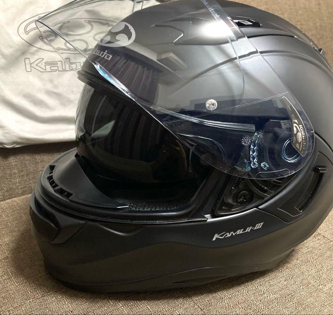 OGK Kabuto KAMUI 3 ヘルメット マットブラック（使用者:女性）