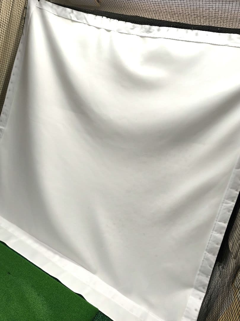 消音スクリーン　Sky　trak 正規代理店購入　ゴルフ　白幕　スクリーンシート