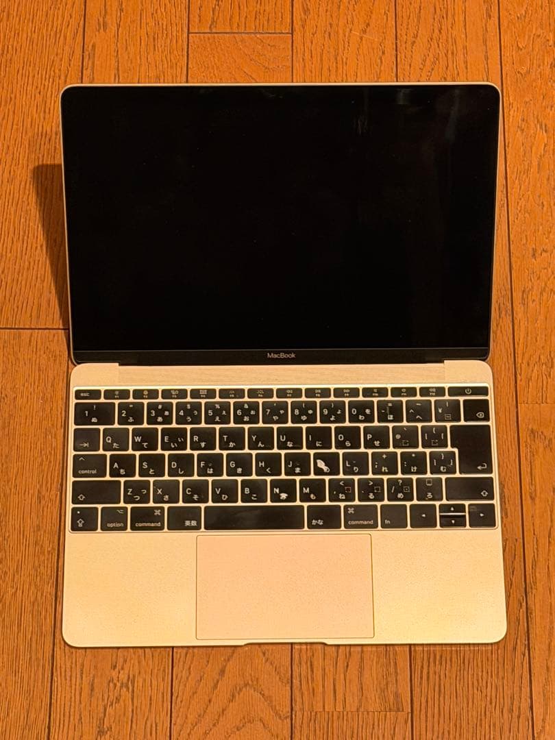 ゴールド MacBook 2017 本体