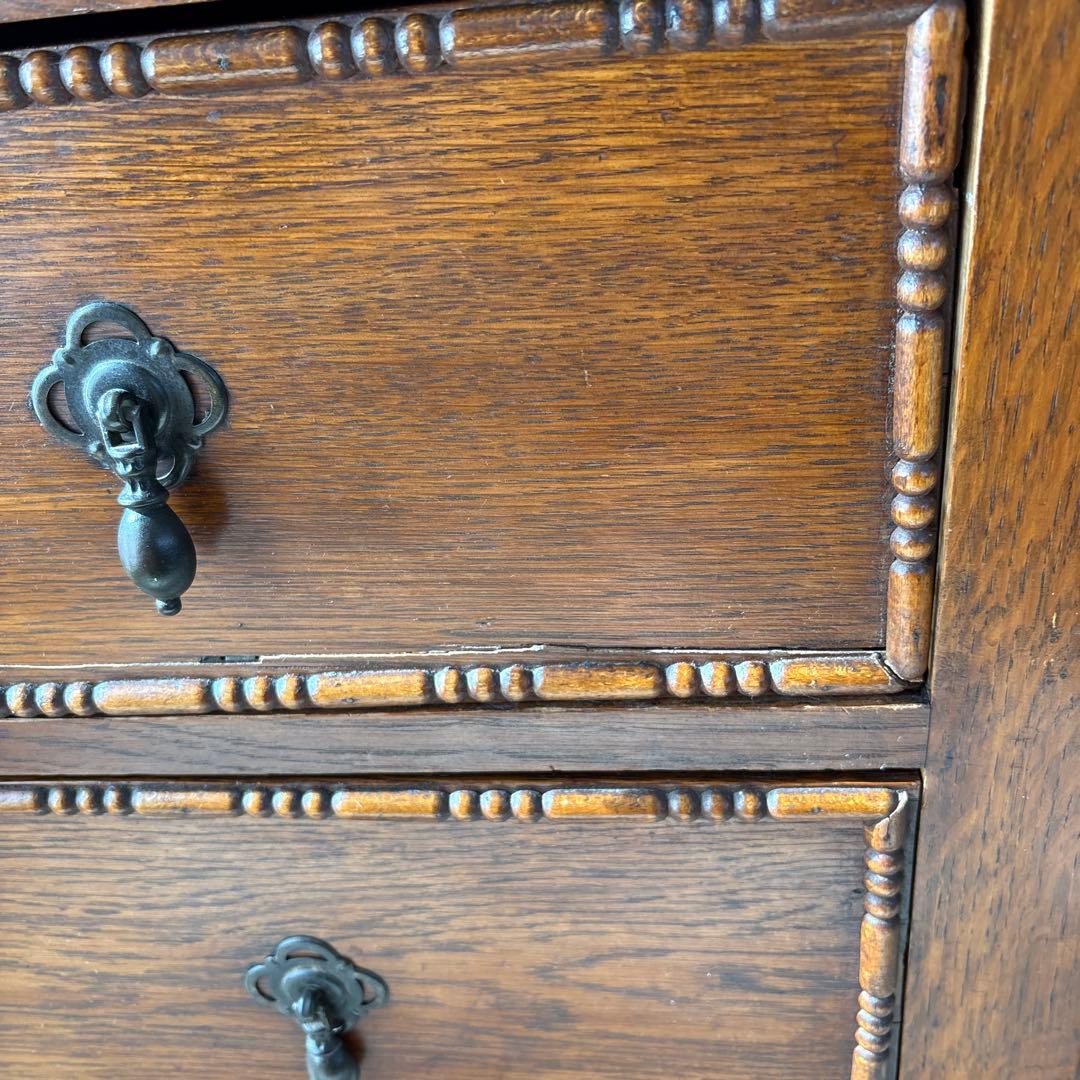 イギリス　ヴィンテージ　オーク材 3段チェスト