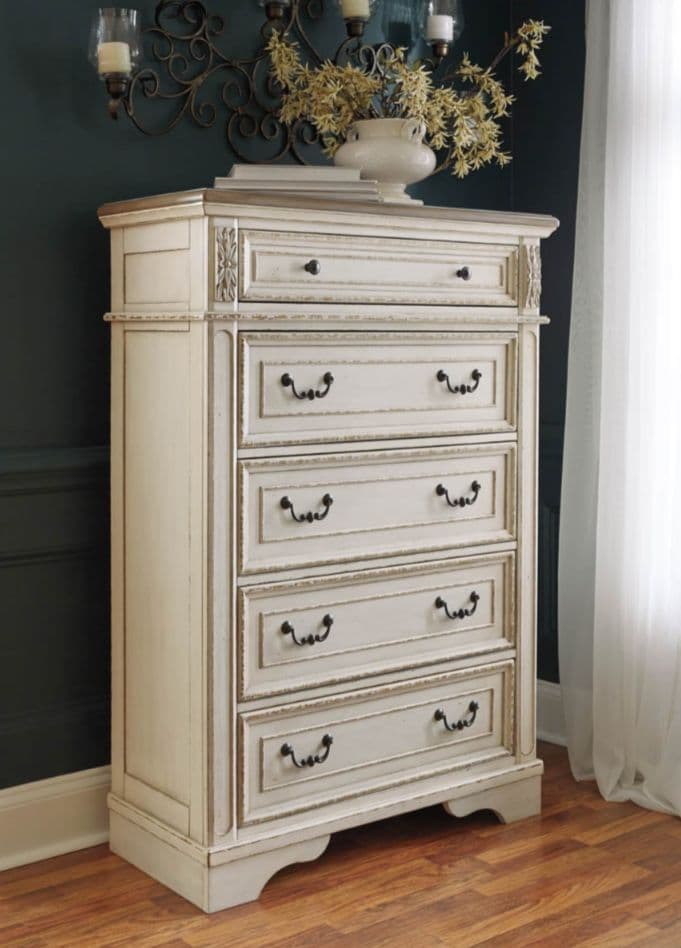 Ashley furniture ホワイト タンス 5段