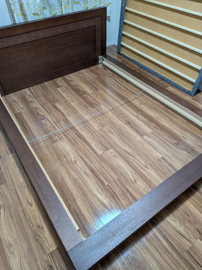 ドリームベッドフレーム　クイーンサイズ　ダークブラウン　 2月15日までの掲載