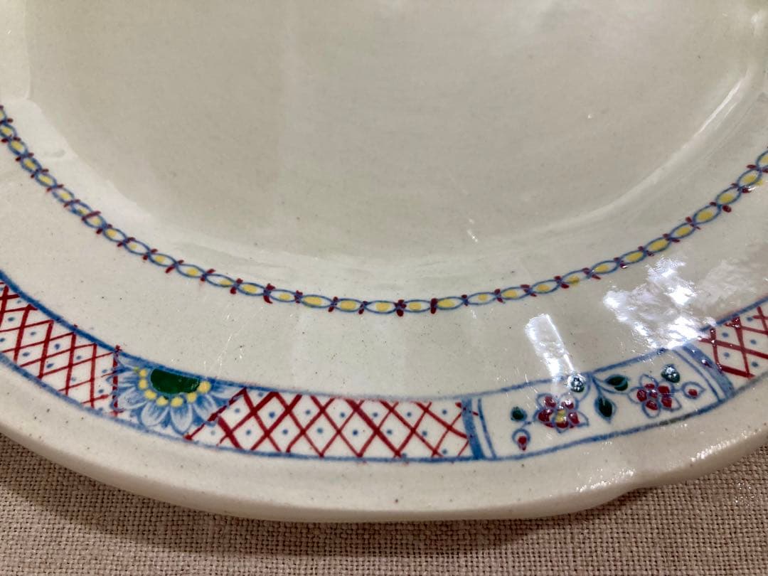 GIENジアン　花柄装飾の陶磁器皿 2枚セット　フランスアンティーク