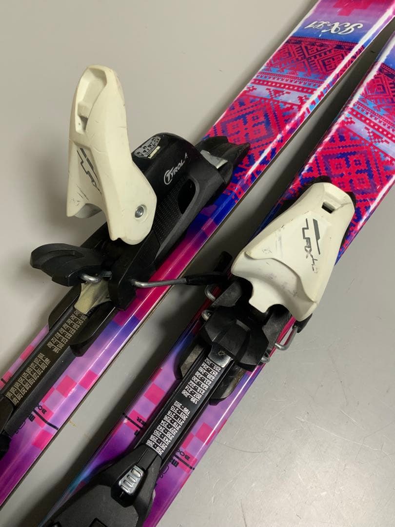 ジュニアスキー　4点セット　BXB 板118cm／ブーツ21〜21.5cm