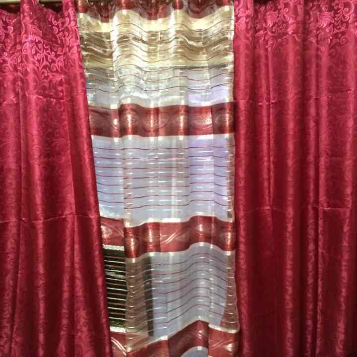 カーテン新品 ポール使用 インテリア