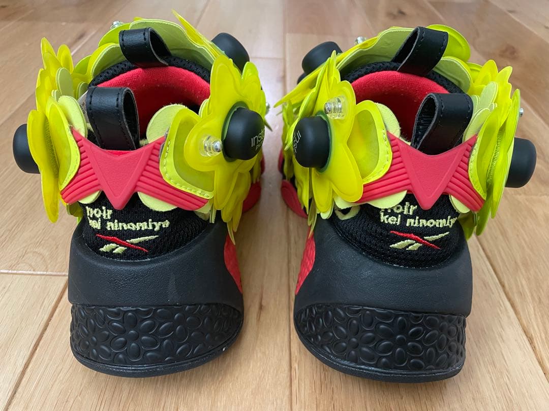 ノワールケイニノミヤ Reebok ポンプフューリー 23.5cm