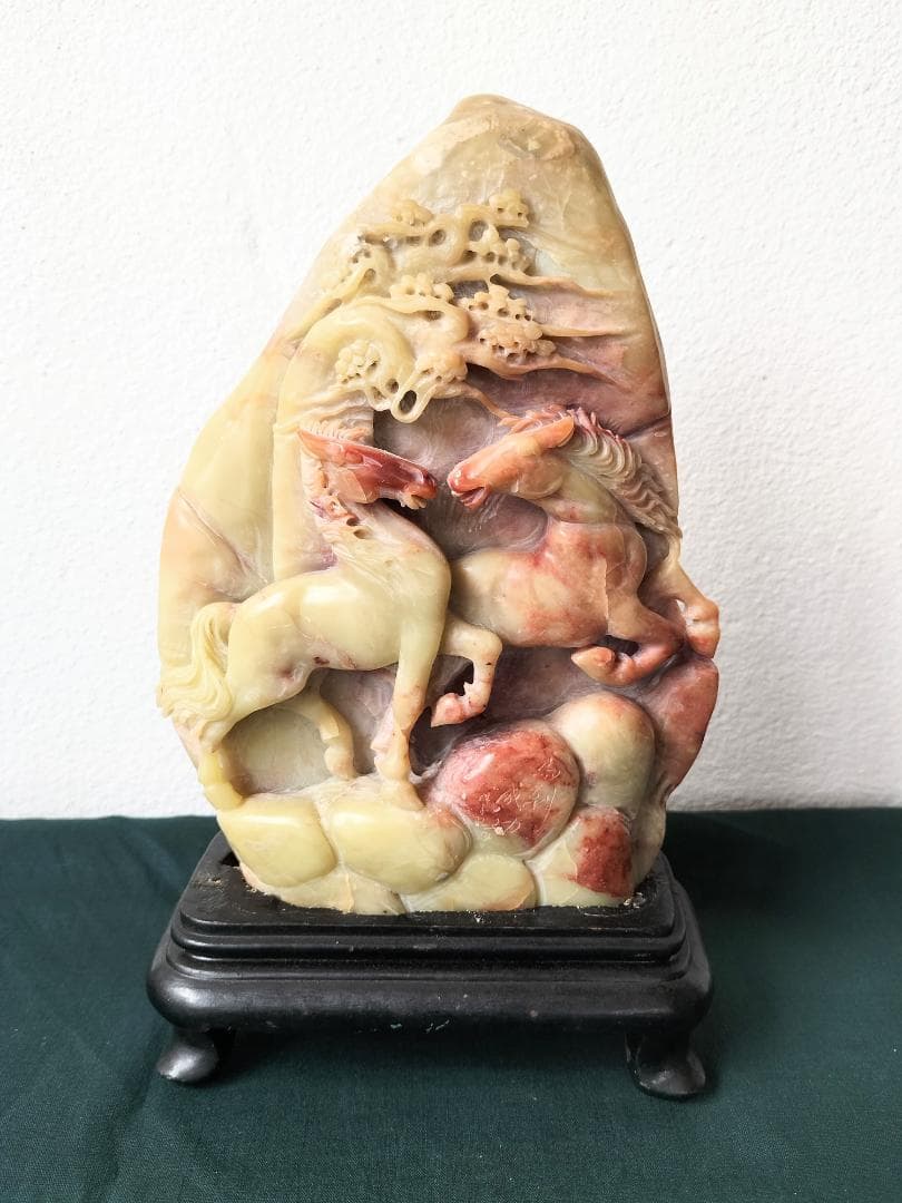 馬の彫刻 置物