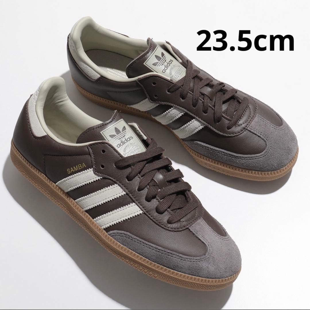 adidas ブラウン スニーカー
