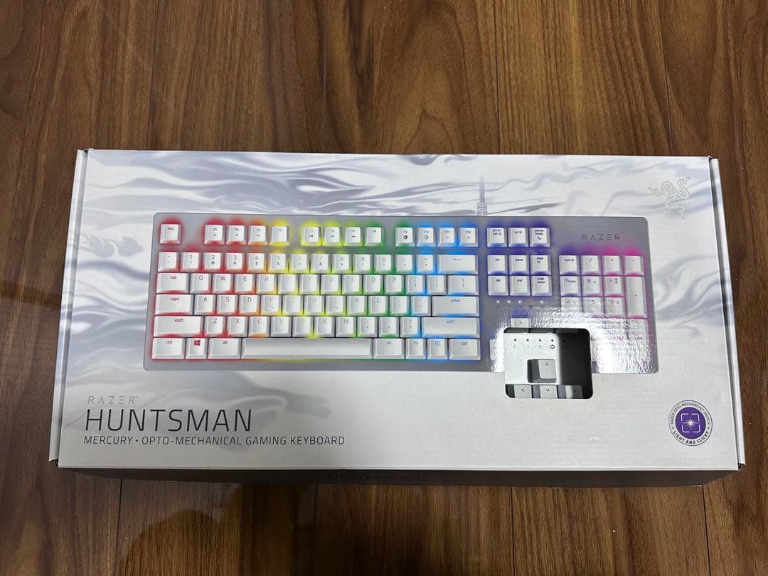 RAZER 白 デバイスセット マウス キーボード マイク マウスパッド