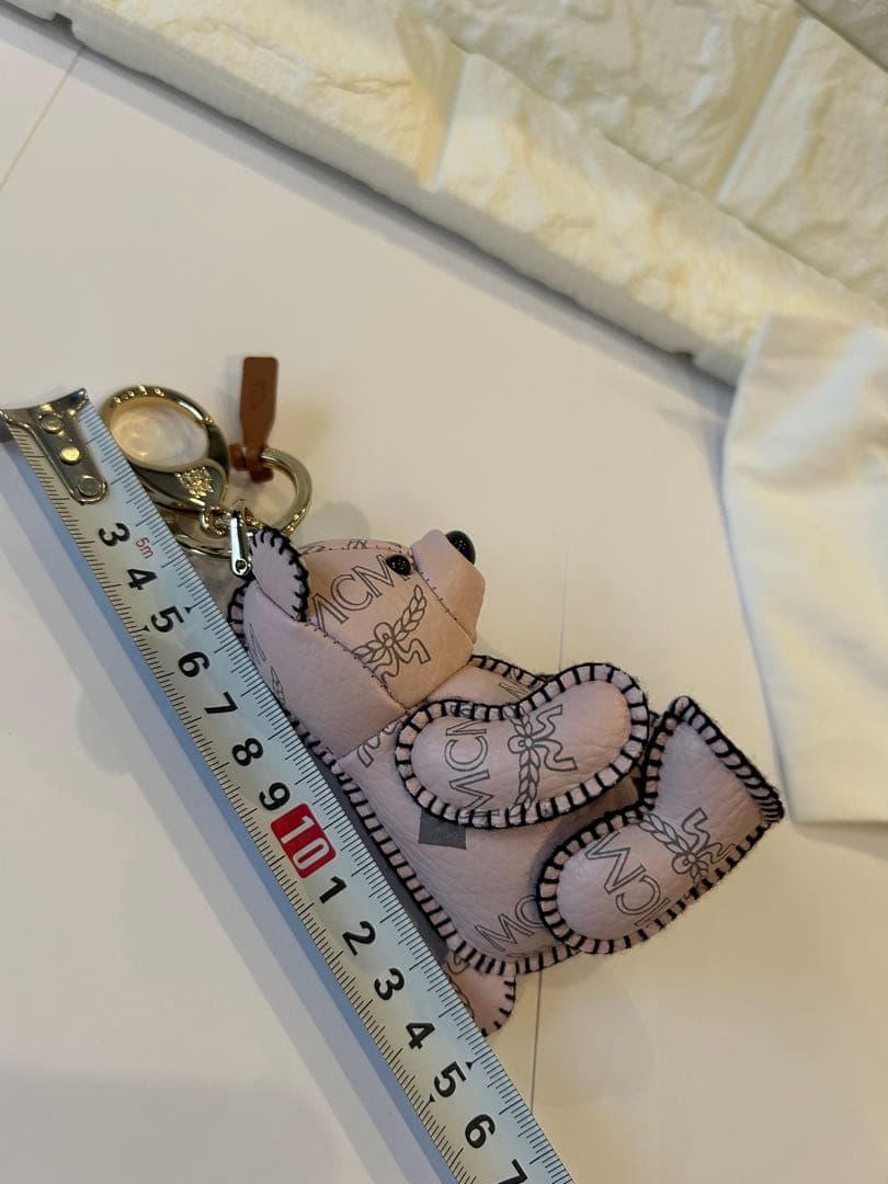 MCM クマ型キーホルダー ピンク