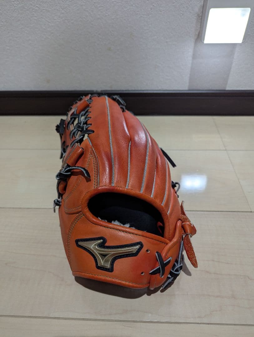 ミズノ　グローバルエリート　一般左投用