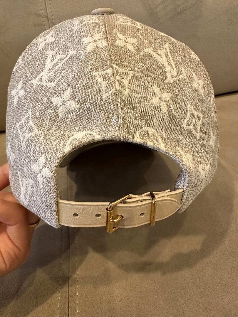 Louis Vuitton キャップ グレー　値下げしました！