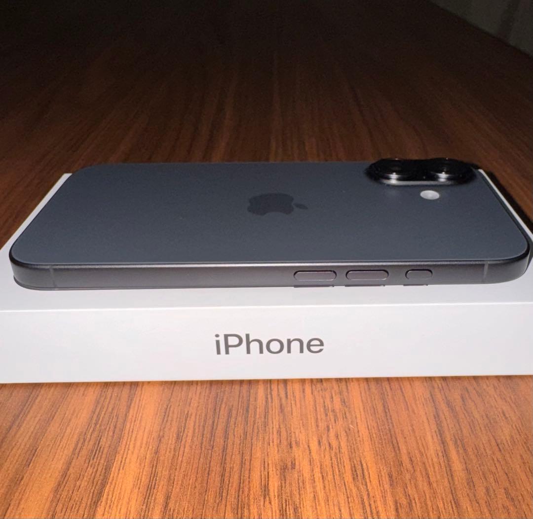 【新品・未使用】iPhone 17 256GB ブラック