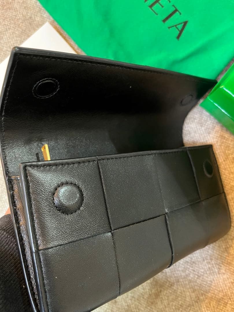 BOTTEGA VENETA 長財布 カセット ラージ フラップウォレット