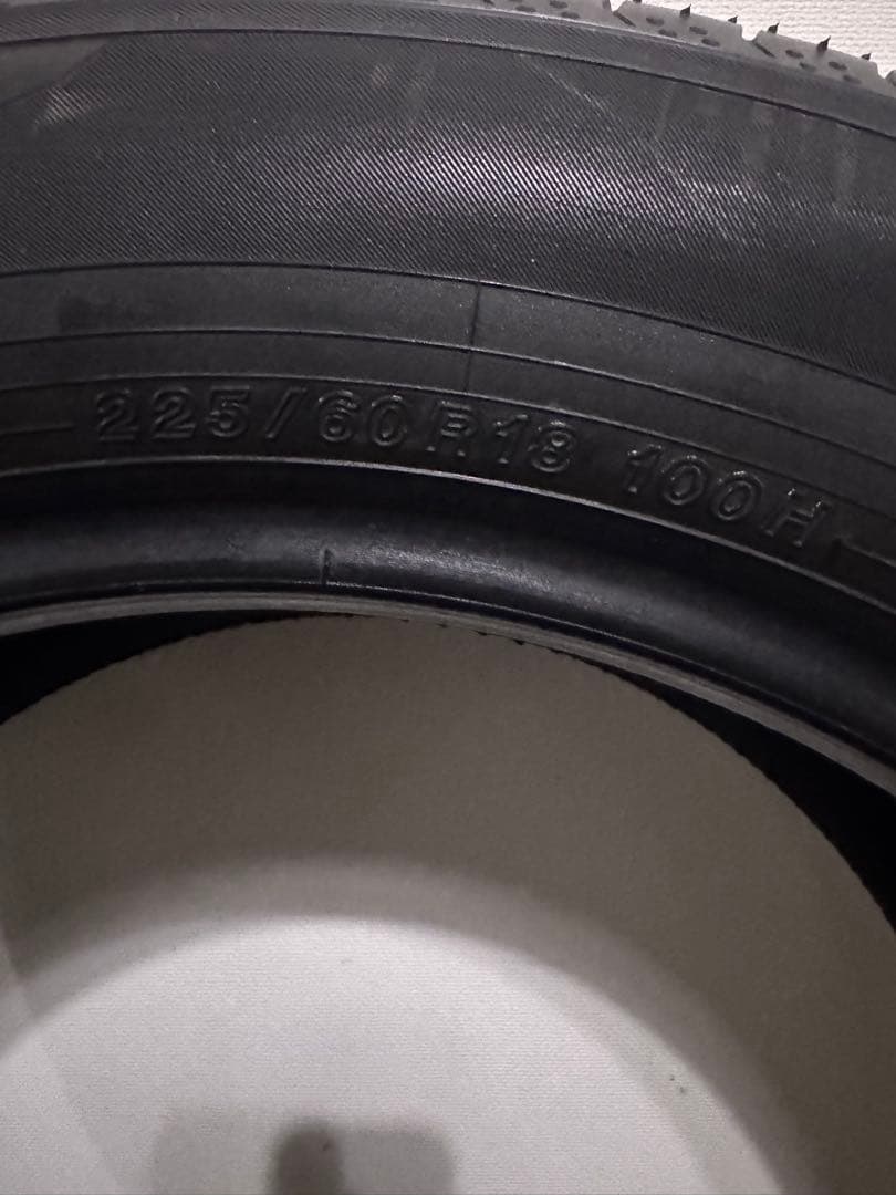 SQUAREYokohama タイヤ2本セット　225/60R18
