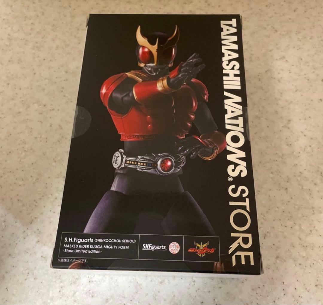 ストア限定 S.H.フィギュアーツ真骨彫 仮面ライダークウガ マイティーフォーム