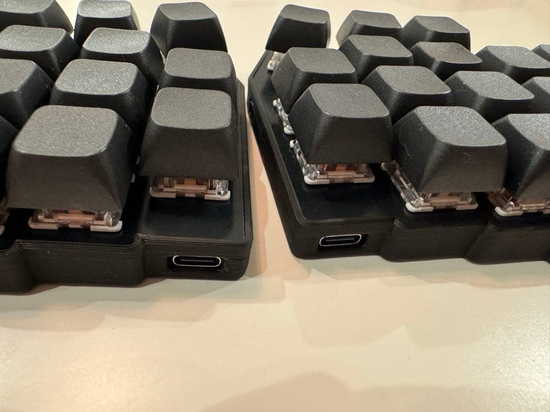 【新品】 corne v4 cherry 完成品keychron静音、ケーブル付