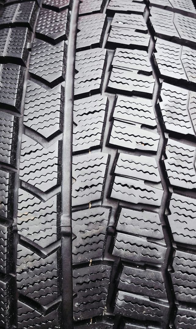 4本セット DUNLOP WINTERMAX 02 205/60R16